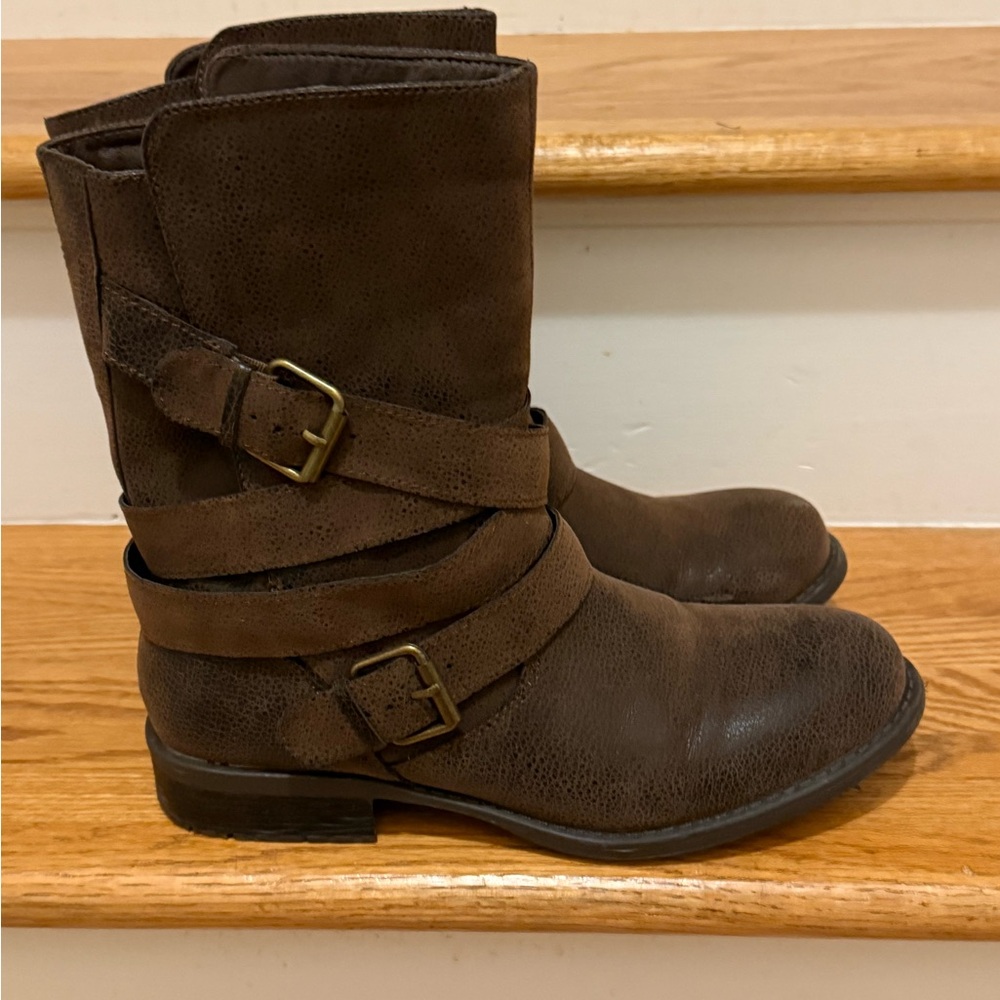 Women’s Brown Boots size 9.5